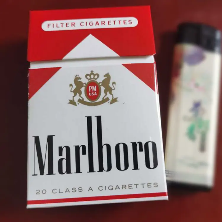 Opened pouch with fresh tobacco close-up